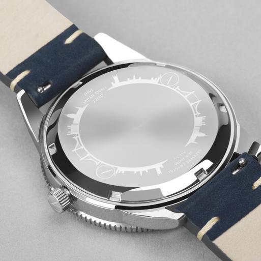 Accurist Men's Divers Watch (72002) Round Blue Leather Strap