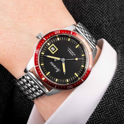 Accurist gmt new arrivals
